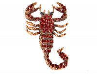 Брошь Скорпион с красными стразами