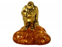 Фигурки из янтаря  Босс