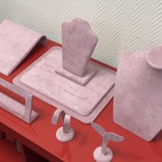 Подставки из розовой элитной замши