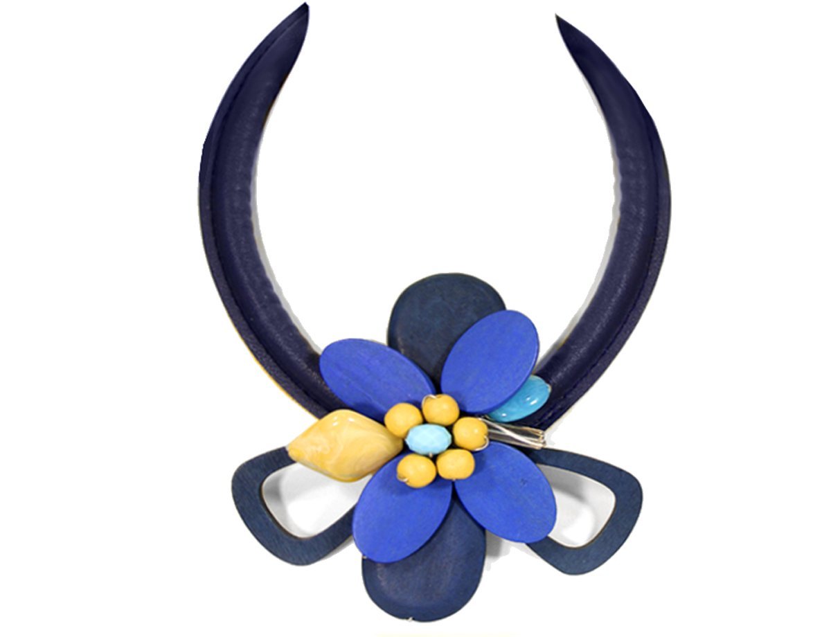 Колье из кожи Flower -  купить в интернет-магазине Белый Барс - фото