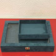 Планшеты для украшений из изумрудной замши