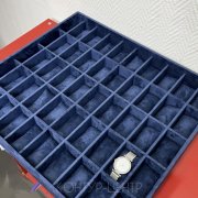 Для хранения часов в гардеробной - синяя элитная замша